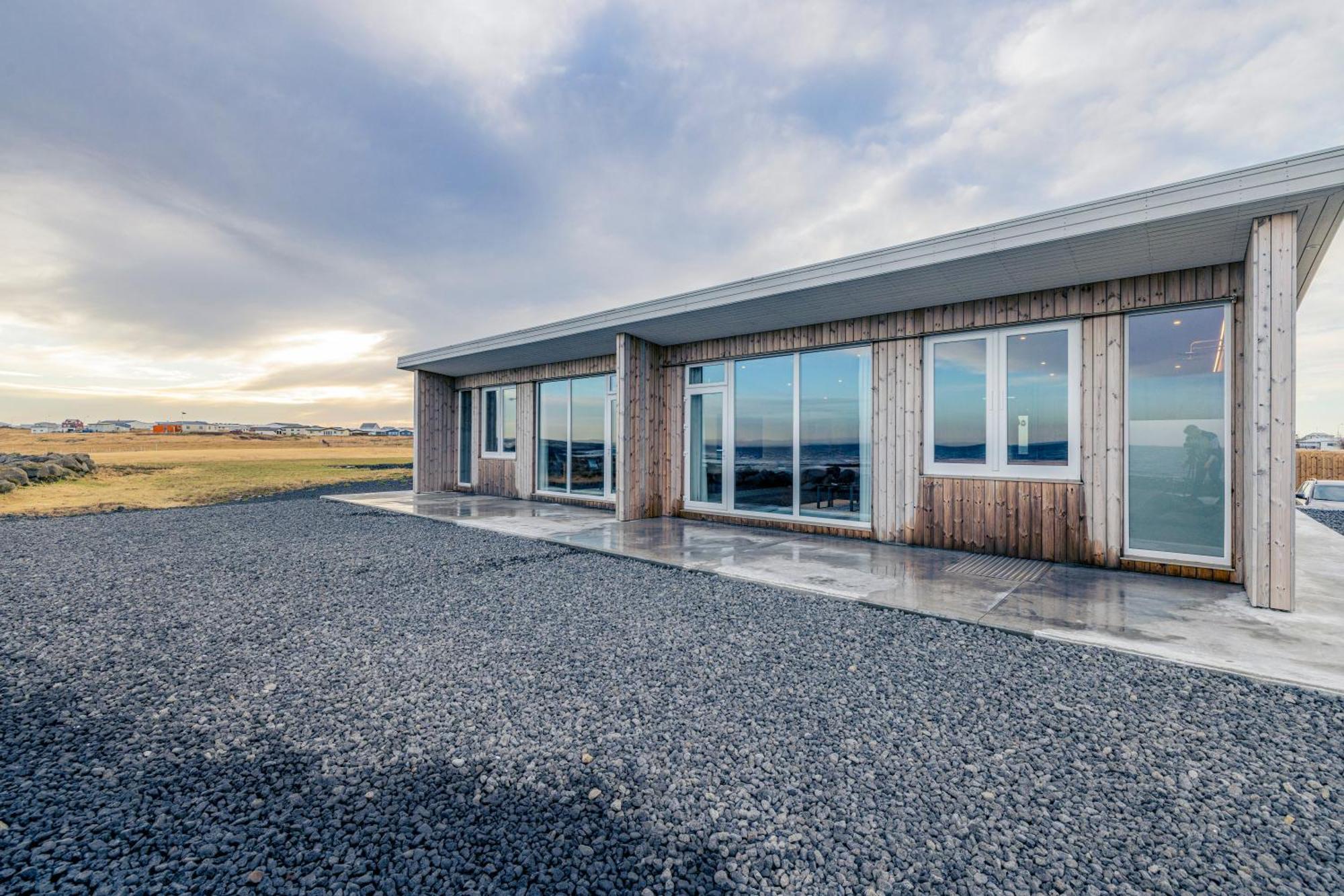 Bay View Apartments Gardur Exteriér fotografie